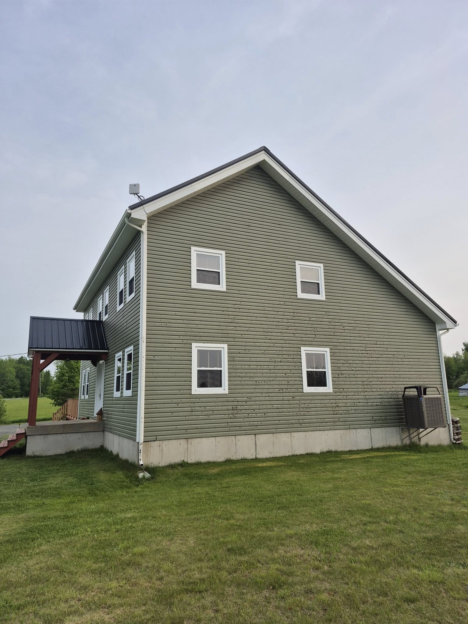 Completed roofing project